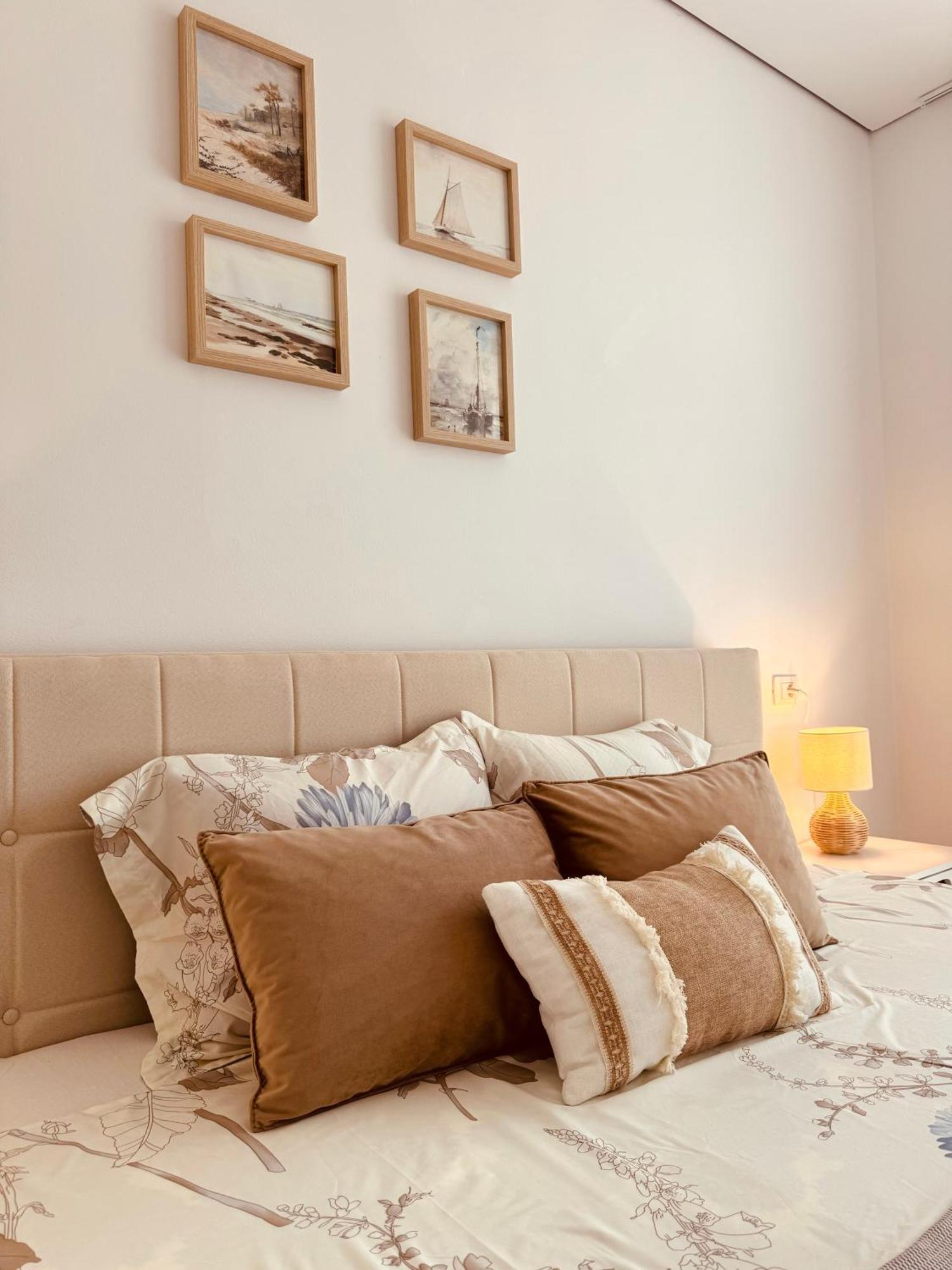 M&E Premium Apartments - San Pietro Durrës Kültér fotó